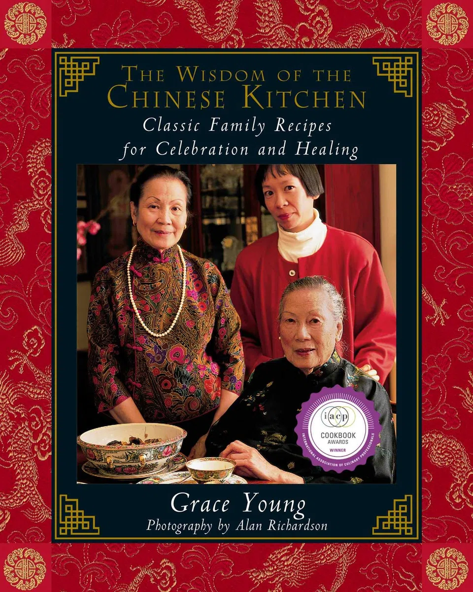 The Wisdom of the Chinese Kitchen: Classic Family Recipes for Celebration and Healing