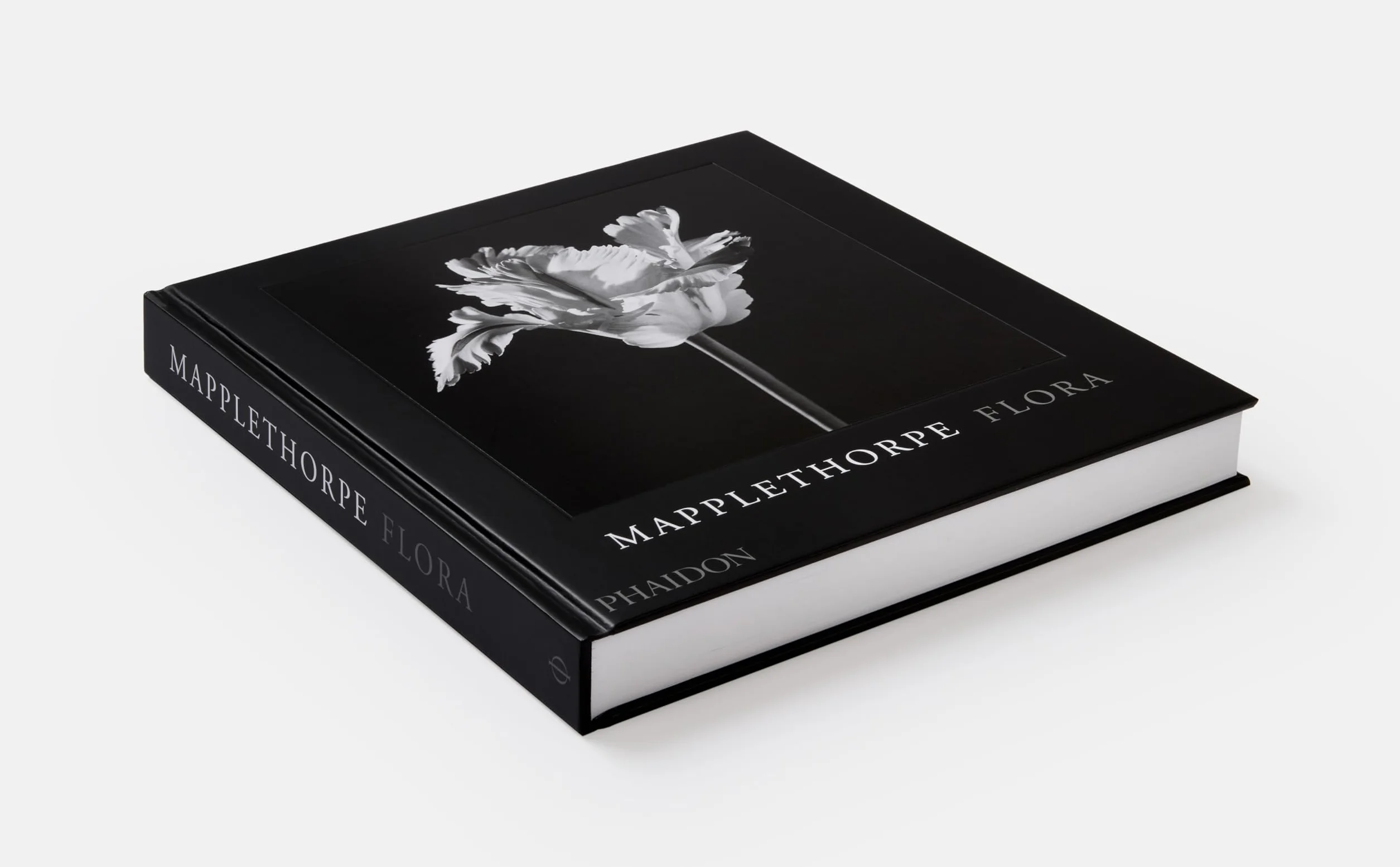 Mapplethorpe Flora: The Complete Flowers